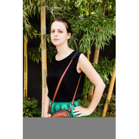 Laura先生【フランス語 英会話 - 東京都】