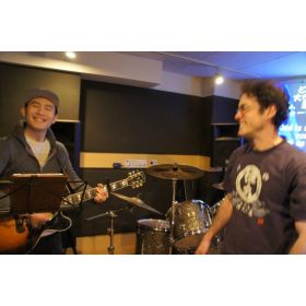 DONGHYUN先生【韓国語 英会話 - 大阪市 豊中市】