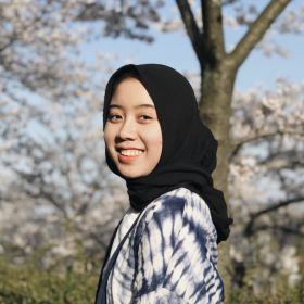 AmeeraAzmi先生【インドネシア語 英会話 - 別府市】