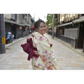 MicahEuniceNicole先生【中国語(北京語) 英会話 - 大宮(京都市) 西京極】