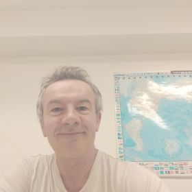 nicolas先生【フランス語 英会話 - 大阪府 兵庫県】