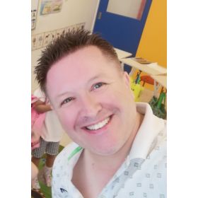 Nigel先生【英会話 フランス語 - 名古屋市】