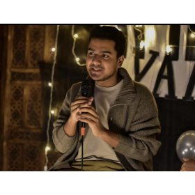 Aditya先生【英会話 - 東京都】