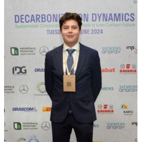 Devin先生【ドイツ語 英会話 - 十日市場 青葉台】