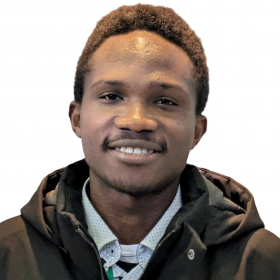 Axel先生【フランス語 英会話 ポルトガル語 - 沖縄県】