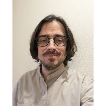 Laurent先生【フランス語 英会話 - 東京都】