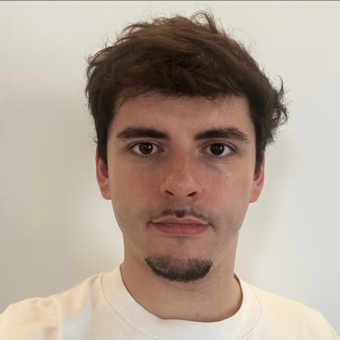 Merlot先生【フランス語 英会話 - 大阪市】