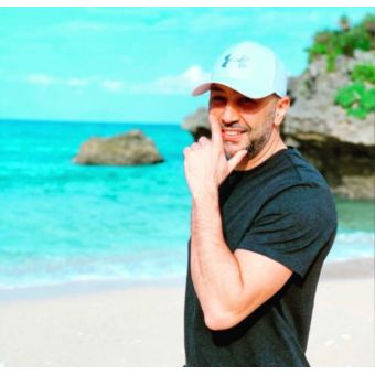 Akim先生【フランス語 英会話 - 港区 新宿区 渋谷区】