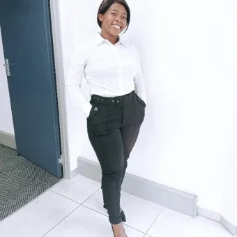 Philile先生【英会話 - 大阪市 東大阪市】